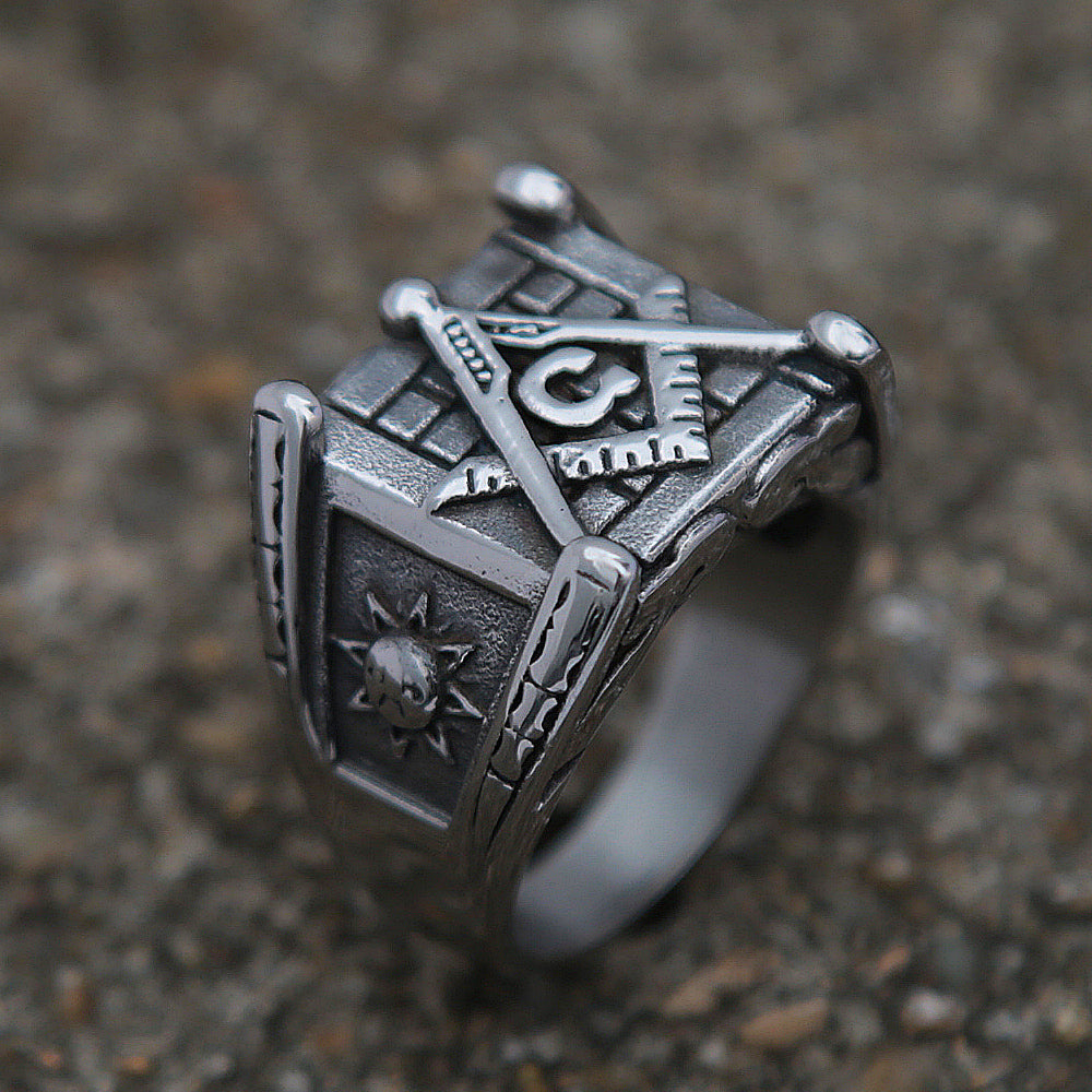 Vintage Masonic Ring