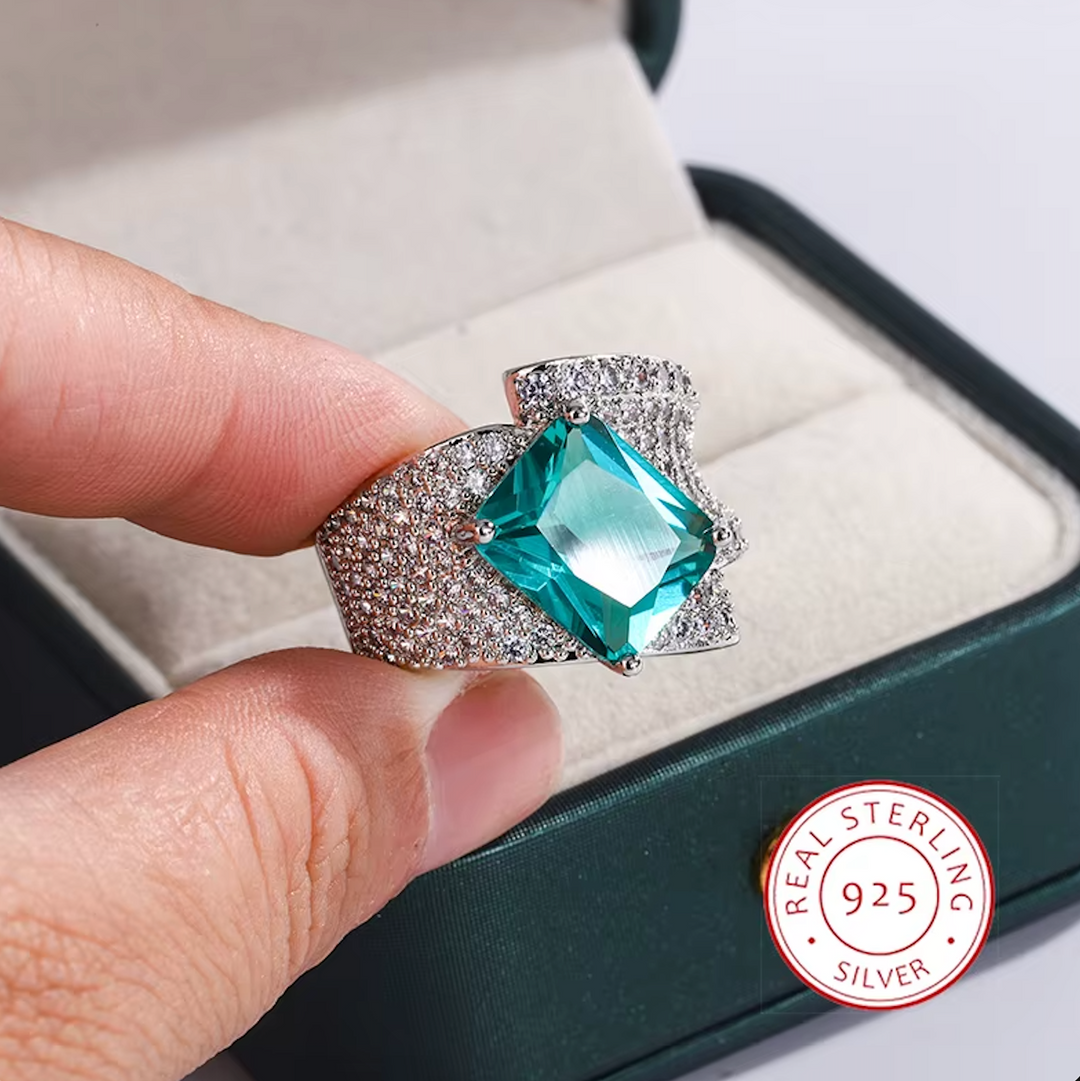 Luxury Women Ring