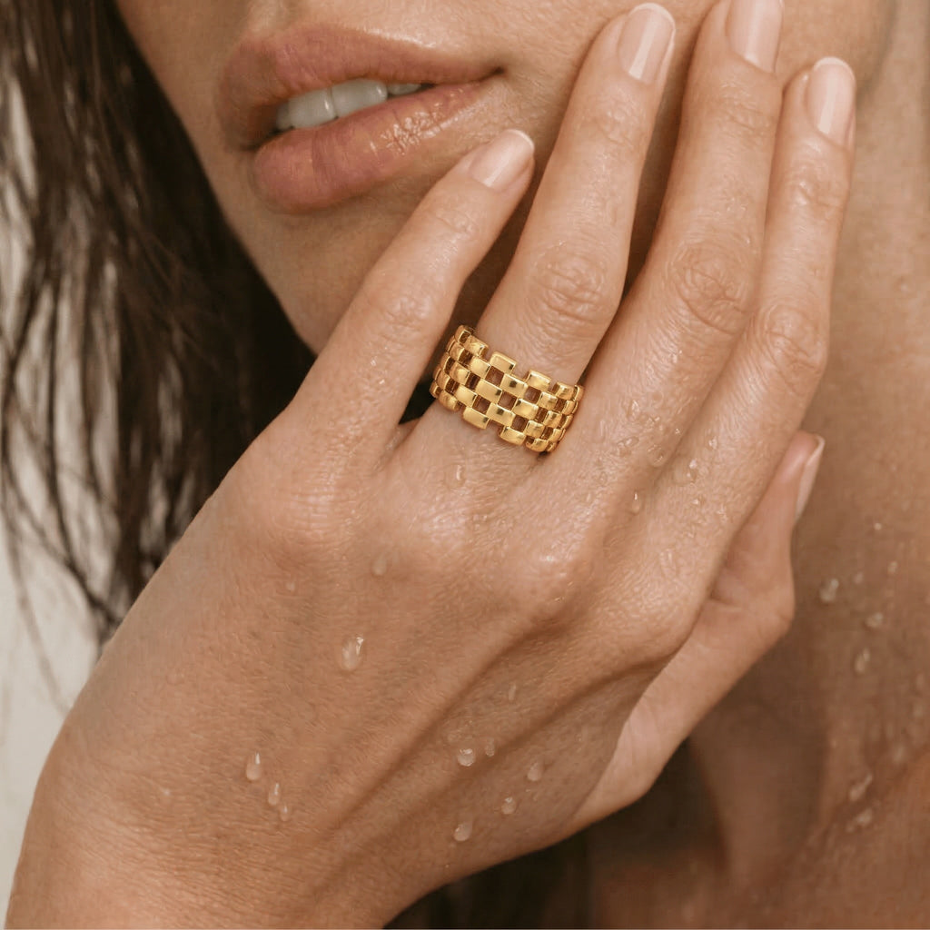 DELISSA RING